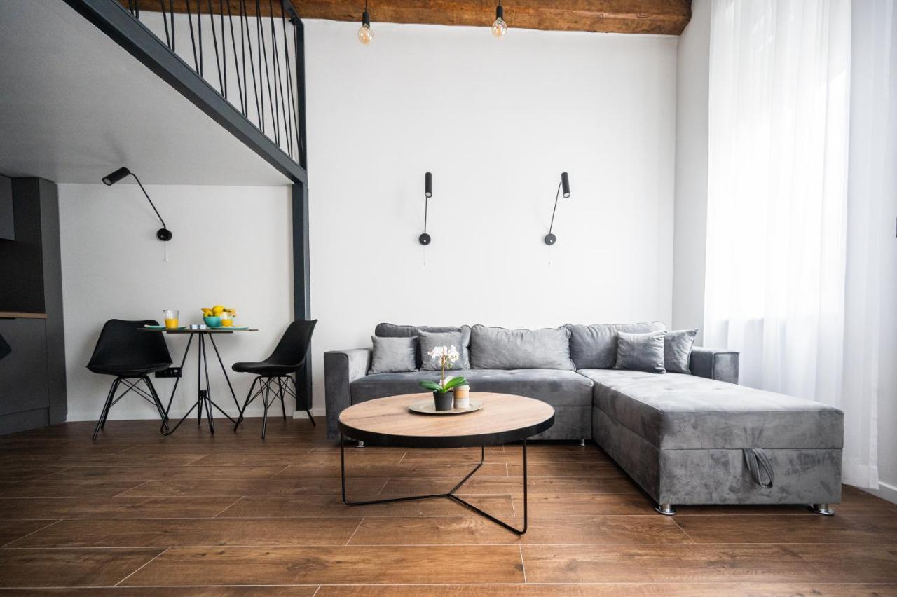 Old Town Design Apartments ซาราเยโว ภายนอก รูปภาพ