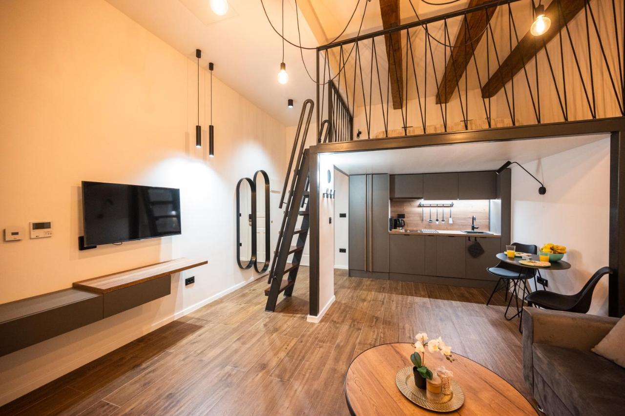 Old Town Design Apartments ซาราเยโว ภายนอก รูปภาพ